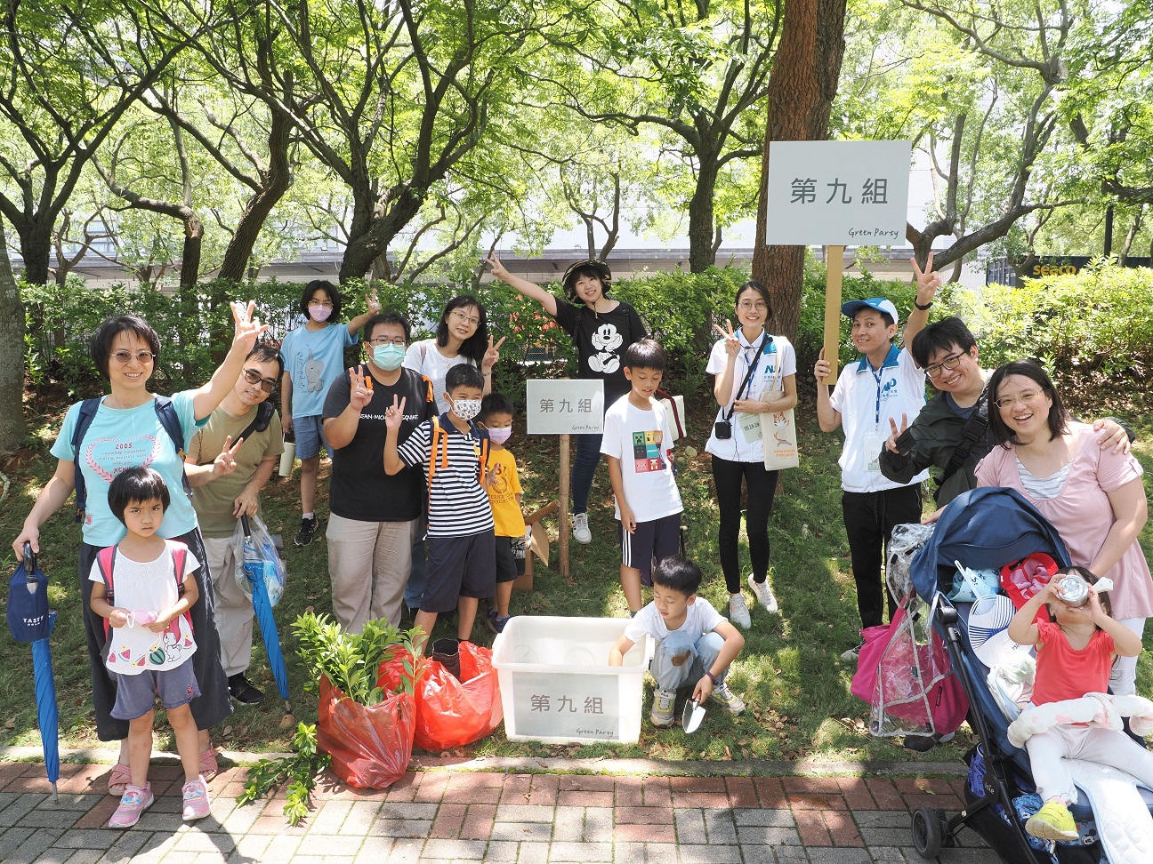 771771威尼斯cm致力照顧員工「婚生養教陪」人生各階段的需求，推出科技製造業內首創之「有薪親子假」